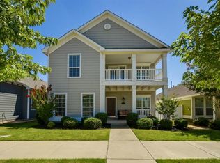 1112 King George Ln, Aubrey, TX 76227