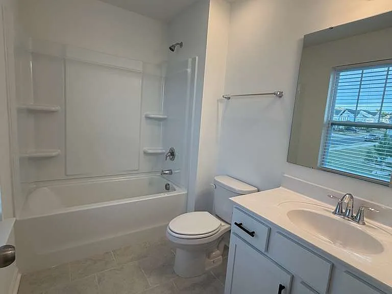 4038 Monteray Cir — Photo 15