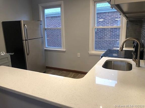 5th image of 65-27 Dieterle Cres #2