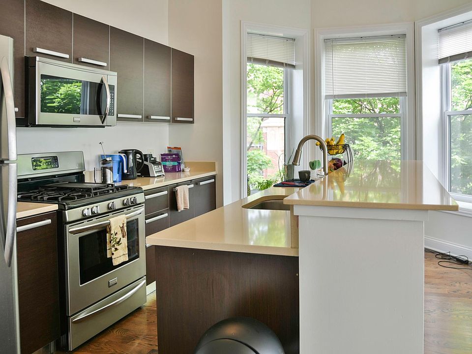 1st image of 1856 N Humboldt Blvd APT 3S