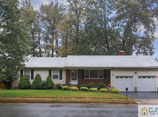236 W Hegel Ave, Edison, NJ 08820