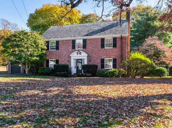 88 Temple St, Newton, MA 02465