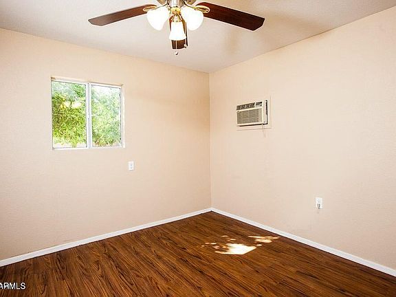 4th image of 1512 E Enid Ave