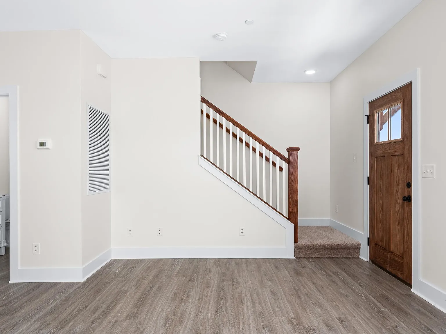 2 bed, 2.5 bath, 1148 sqft, $1,650 — Photo 4