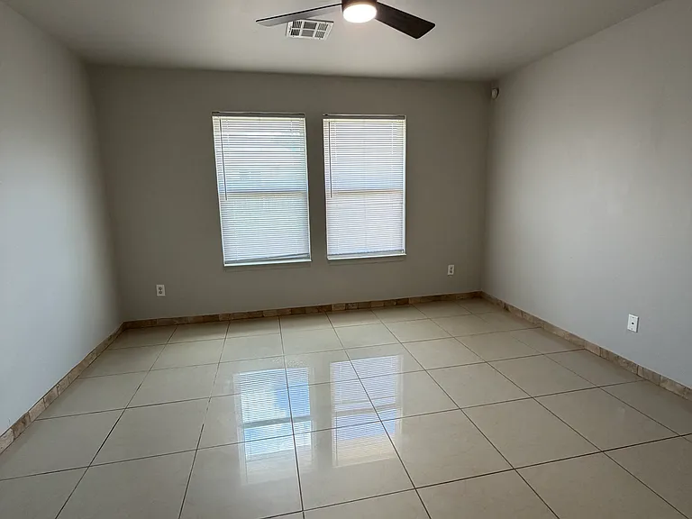 2704 Fennel Rd — Photo 21