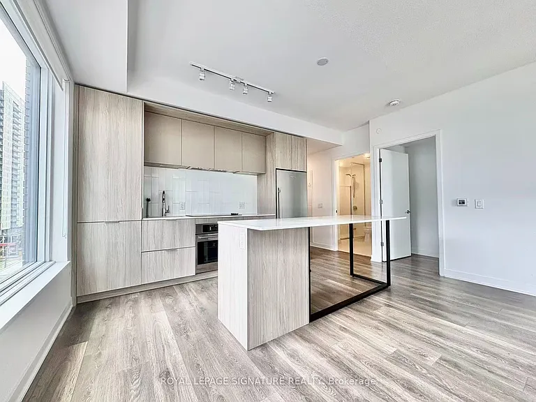 35 Tubman Ave #613 — Photo 4