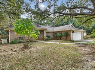 32884 W Bay Dr, Lillian, AL 36549