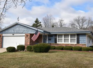 6117 Thorncrest Dr, Greendale, WI 53129