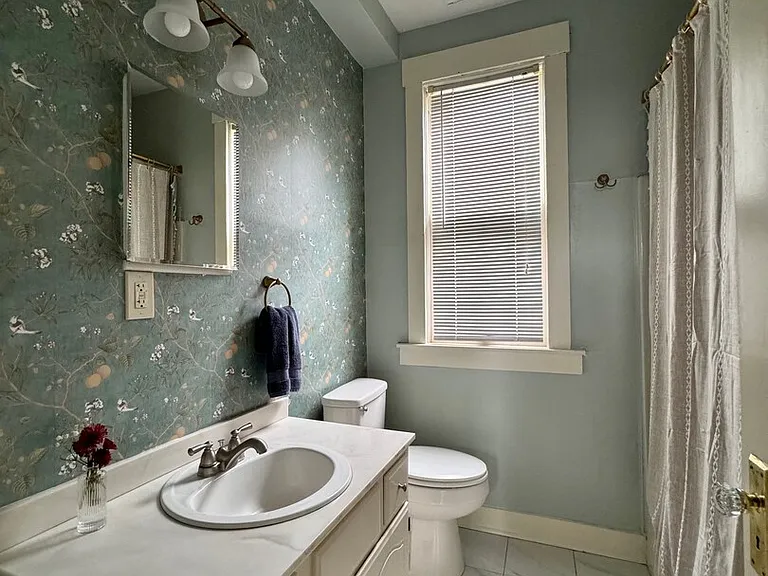 S Floyd St — Photo 15