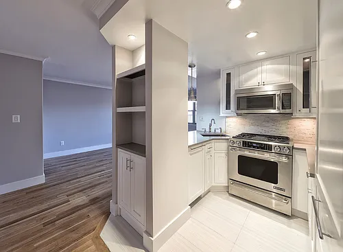 70 W 93rd St #7023D Photo 1