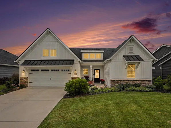 2939 Isle Water Dr, Belmont, MI 49306