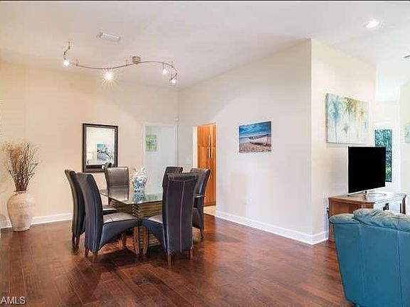 5th image of 6105 Highwood Park Ln