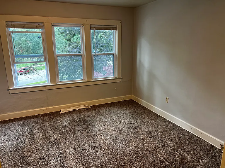 4435 Holly St — Photo 12
