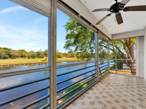 3551 Inverrary Drive #212, Lauderhill, FL 33319