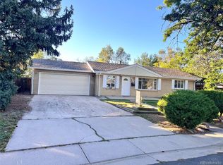 885 Ironton Street, Aurora, CO 80010