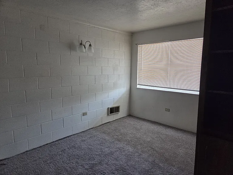 1051 S 4th Ave #34 — Photo 3