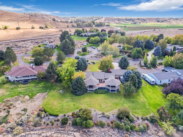 132 Country Club Dr, Buhl, ID 83316