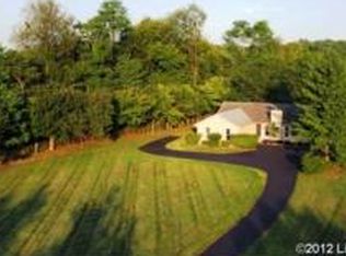 2215 Cardinal Harbour Rd, Prospect, KY 40059