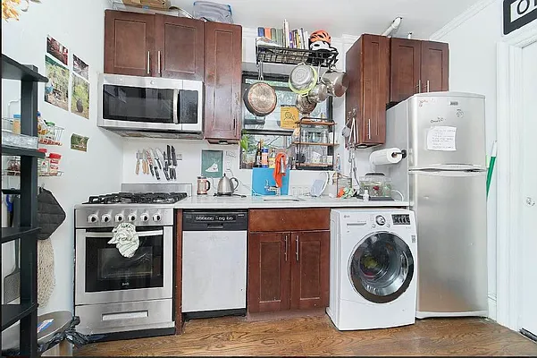 Rented by LivingNY | media 11