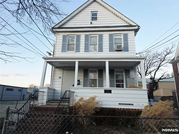 84 Kansas St, Hackensack, NJ 07601