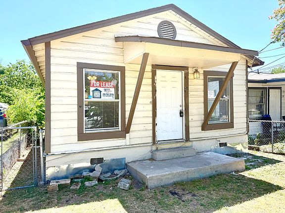 2nd image of 214 S San Dario Ave