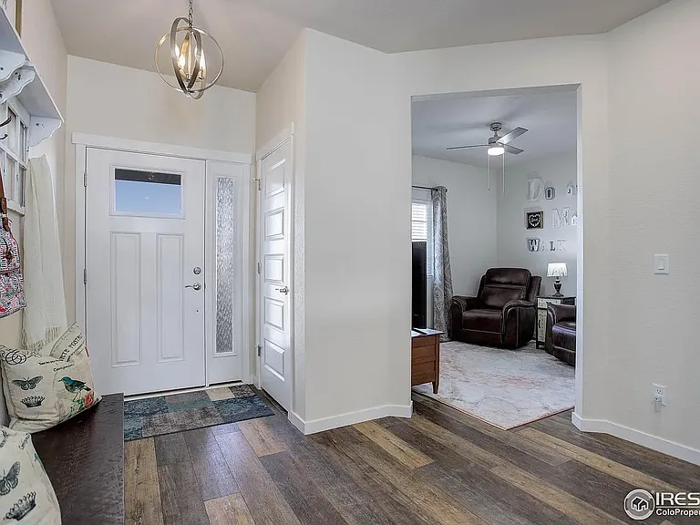 1129 Ibex Dr — Photo 3
