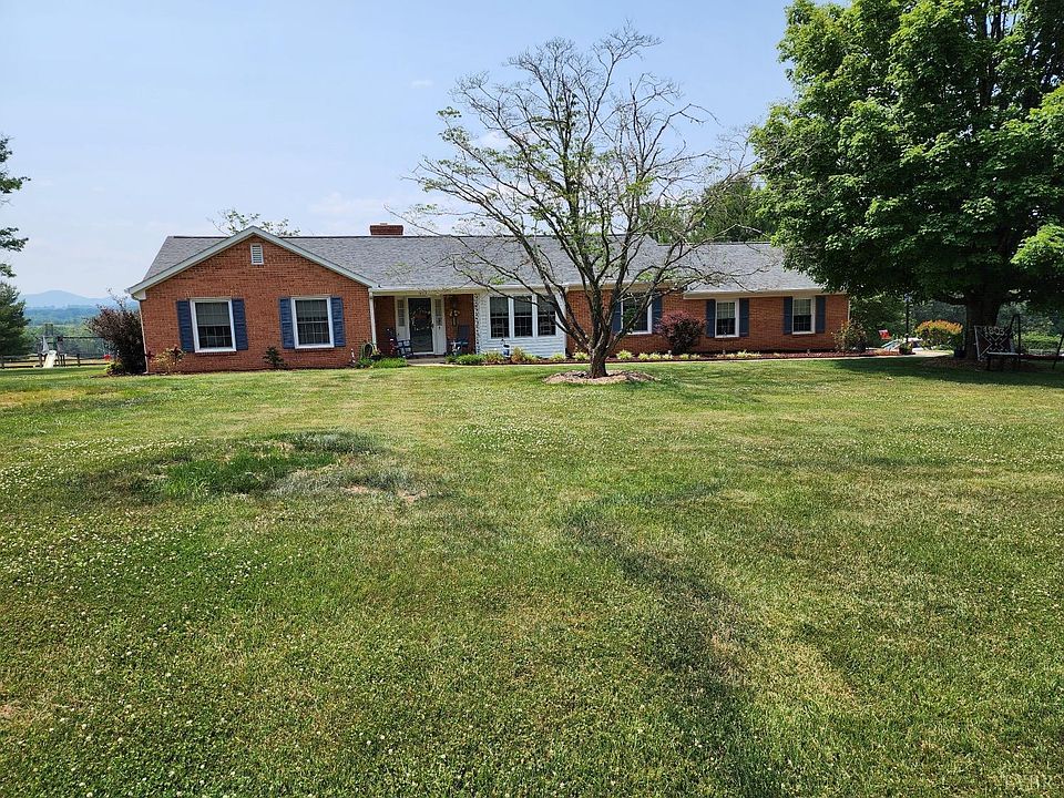 1st image of 1803 Oakwood St