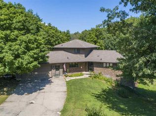 3020 Minnetonka Dr, Cedar Falls, IA 50613