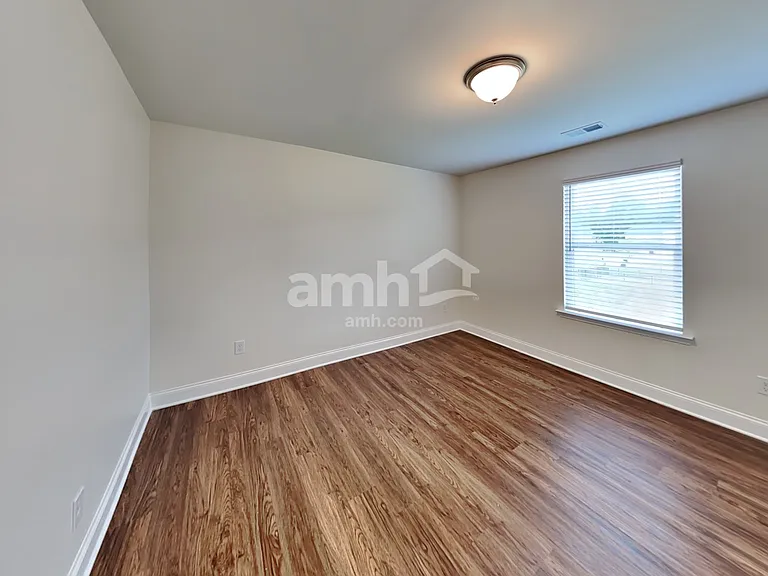316 Bourne St — Photo 28