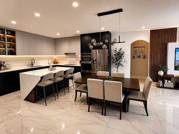 5th image of 3016 Camino Real Dr S