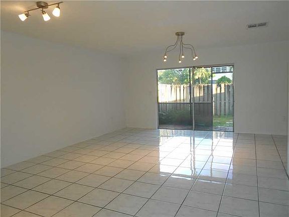5th image of 8395 SW 137th Ave #8395