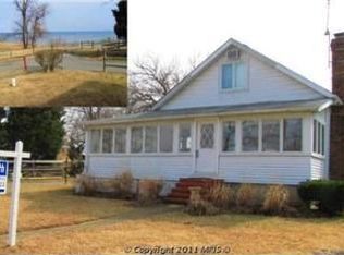 2027 Bay Rd, Pasadena, MD 21122