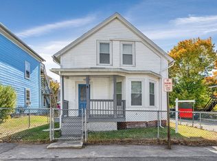 8 Wall St, Webster, MA 01570