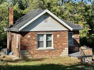 3711 Sylvan Pl, Saint Louis, MO