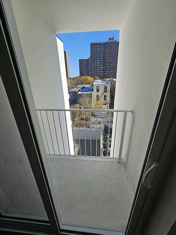 1 bed, 1.0 bath, 533 sqft, $2,000 — Photo 4