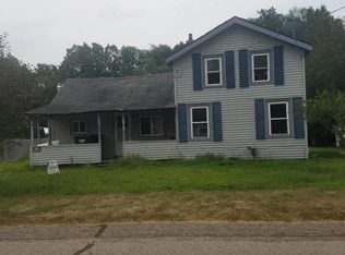 164 Washington St, Saranac, MI 48881