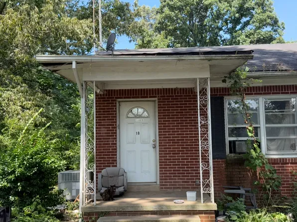 10 Arthur Hoppers Rd, Trenton, TN 38382