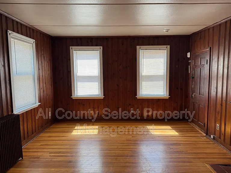 25 Washington St #1 — Photo 5