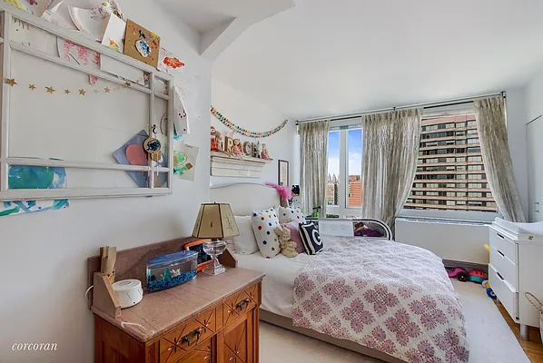 Sold by Corcoran | media 5