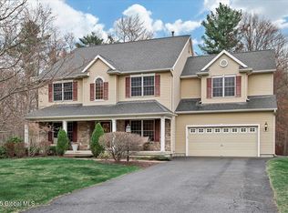 22 Fairhill Rd, Clifton Park, NY 12065