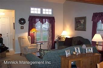 4th image of 230 Marilyn Ct