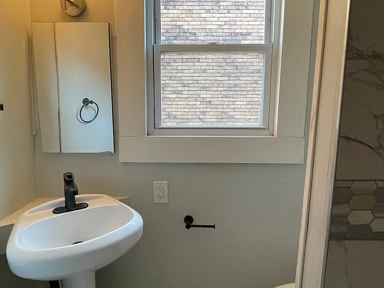 7526 Dickson St — Photo 29