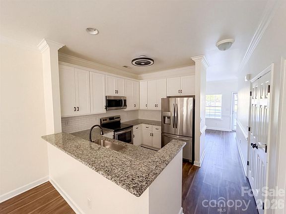 2nd image of 361 Valley Brook Ln SE