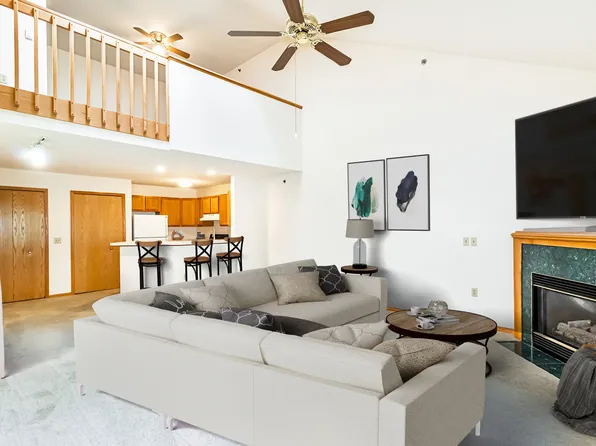 Hunter's Creek, 801 Okeeffe Ave #11, Sun Prairie, WI 53590