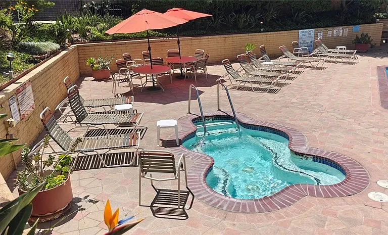 6225 Canterbury Dr #306 — Photo 23