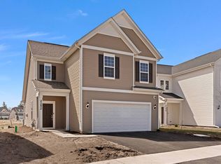 2252 Quartet Rd, Naperville, IL 60564