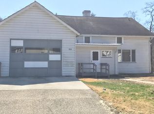 333 Lynn St, Roscoe, PA 15477