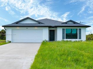 2901 69th St W, Lehigh Acres, FL 33971