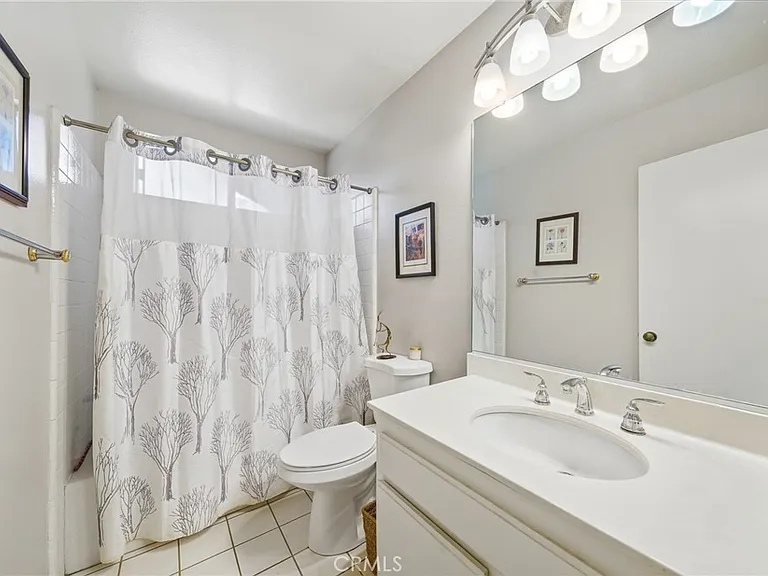 1286 Antigua Cir — Photo 15