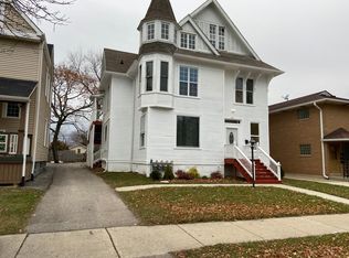 212 N West St #2-3-4, Waukegan, IL 60085